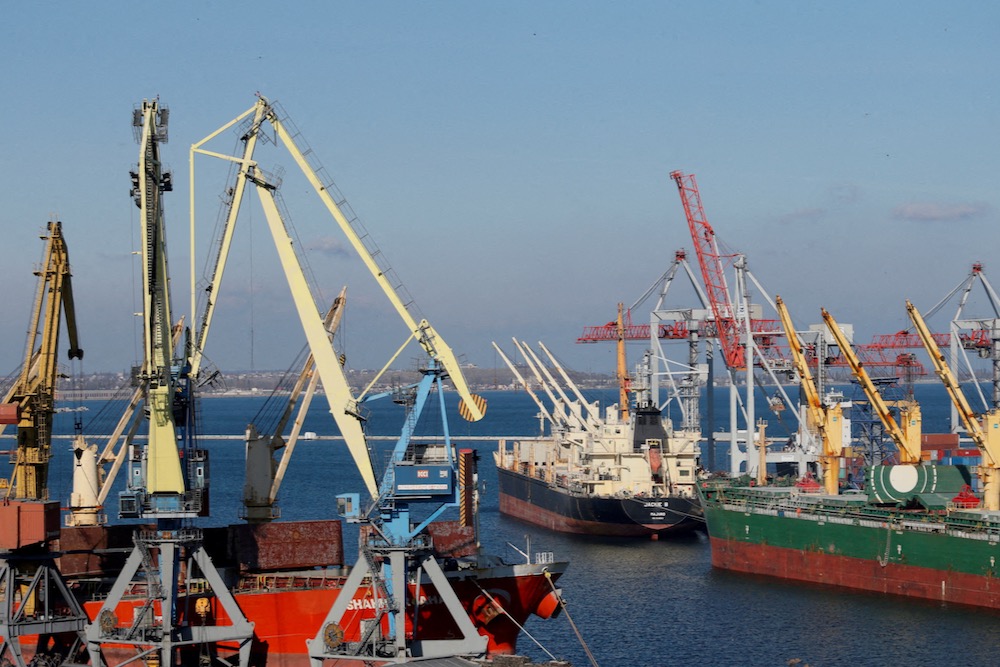 Cargo ships are docked in Ukraine’s Black Sea port of Odesa on Nov. 4, 2016. (File photo: Reuters/Valentyn Ogirenko)