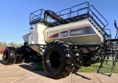 VIDEO: Bourgault debuts ‘Wing Tank’ for air carts