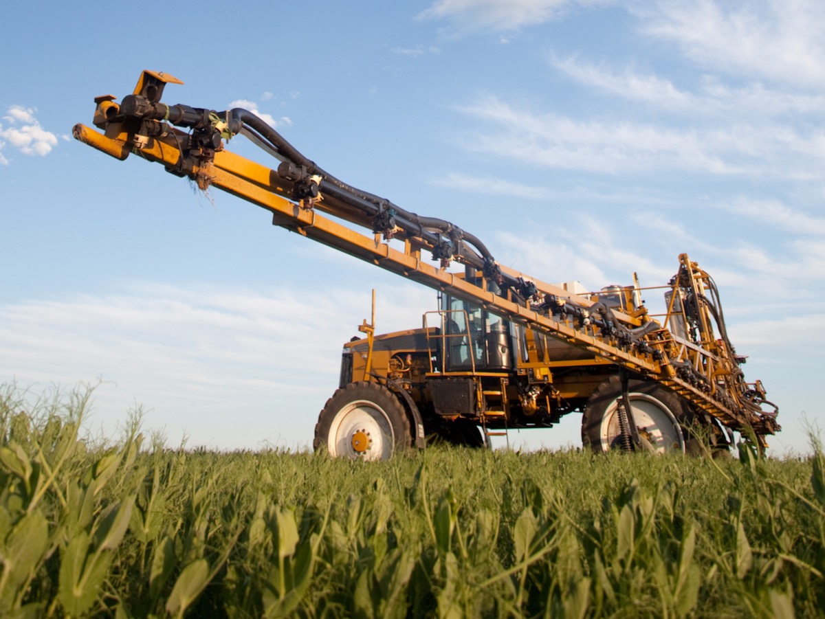 Boom stability, boom height and travel speed are critical to uniform herbicide application and curbing variability in spray coverage.